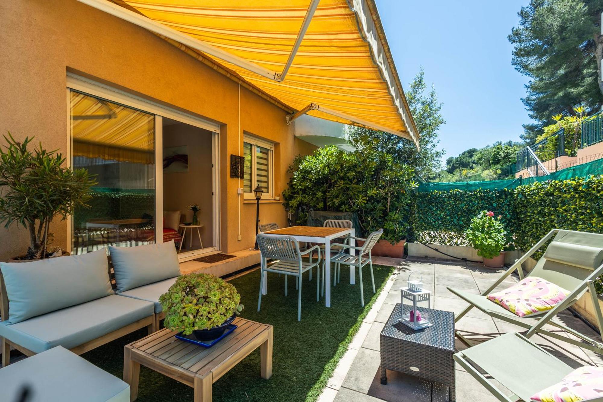 Mon Appart Avec Terrasse Et Piscine Roquebrune-Cap-Martin Exterior photo